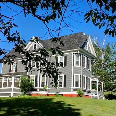 Private 2 Bedrooms And 1 Bathroom In Grand Victorian Home In The Heart Of The Whiite Mountains! Great Host 화이트필드 외부 사진
